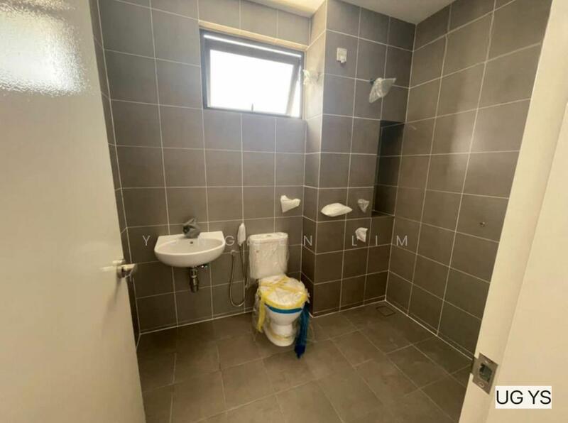 2-storey Terraced House for Sale in Bukit Raja (Selangor) - Yongsen Lim - Bathroom - PropertyGuru.com.my