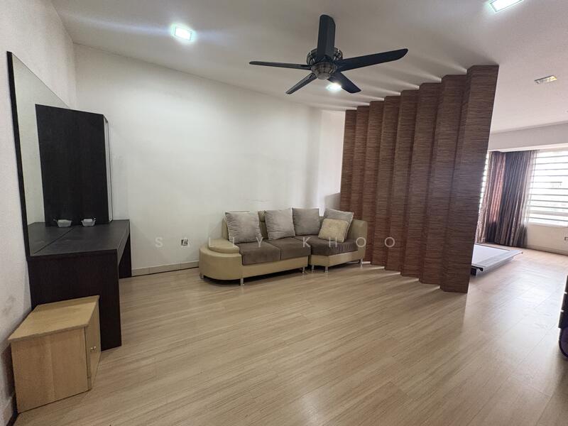 3-storey Terraced House for Sale in Bukit Jambul (Penang) - Sally Khoo - PropertyGuru.com.my