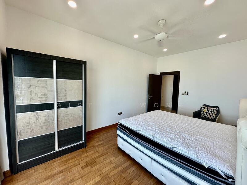 Condominium for Sale at The Cove Condominium - Giselle Wong - Bedroom - PropertyGuru.com.my