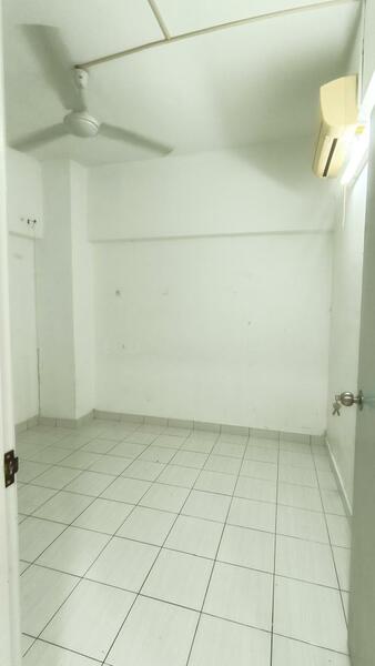 Service Residence for Sale at Serdang Skyvillas (Serdang Perdana) - Edmund Goh - Interior - PropertyGuru.com.my