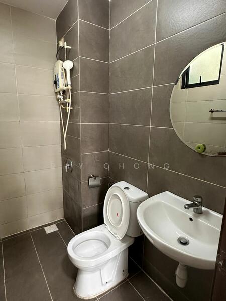 Condominium for Rent at Green Park Residence - Ray Chong - Bathroom - PropertyGuru.com.my