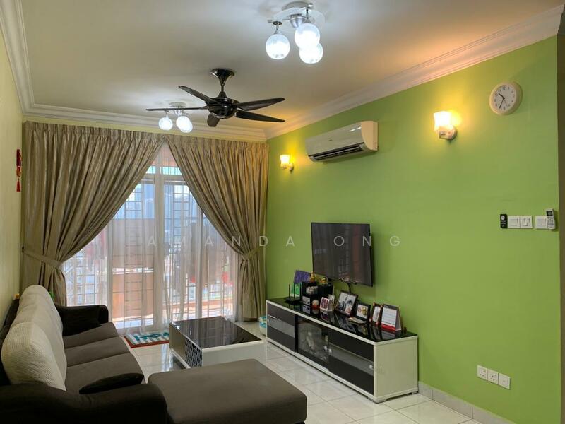 Service Residence for Sale at Diamond Regency - Amanda Ong - Living Room - PropertyGuru.com.my