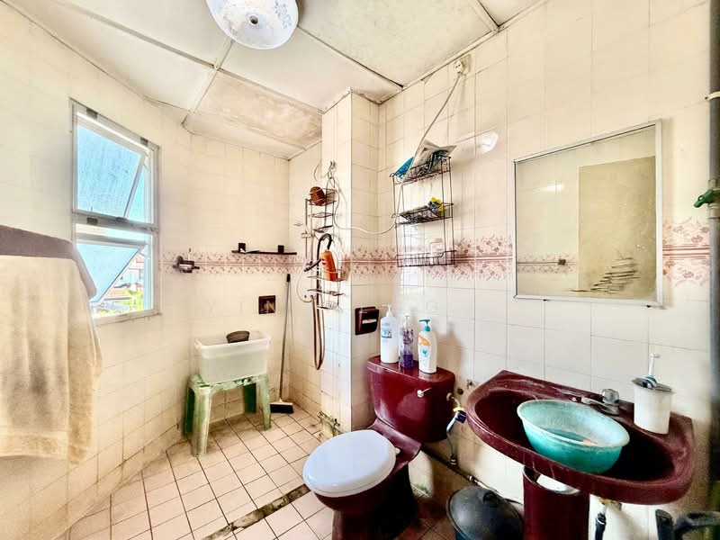 Taman Tun Dr Ismail untuk Untuk Dijual - RM 1,850,000, Feb 2026 - Bathroom - PropertyGuru.com.my