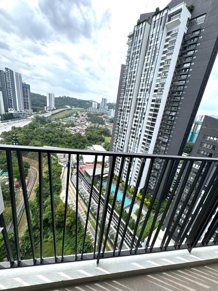 Residensi Dutamas Dahlia untuk Untuk Disewa - RM 1,700 /bulan, Feb 2026 - Exterior - PropertyGuru.com.my