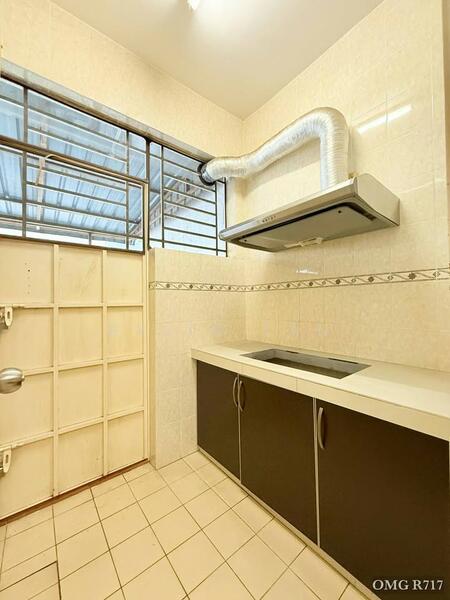 2-storey Terraced House for Sale in Setia Impian (Setia Alam) - Rylin Tan - Kitchen - PropertyGuru.com.my