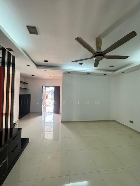 Taman Bukit Indah untuk Untuk Dijual - RM 768,000, Apr 2026 - Living Room - PropertyGuru.com.my