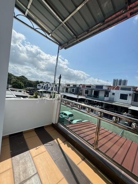 Taman Bukit Indah untuk Untuk Dijual - RM 768,000, Apr 2026 - Balcony - PropertyGuru.com.my