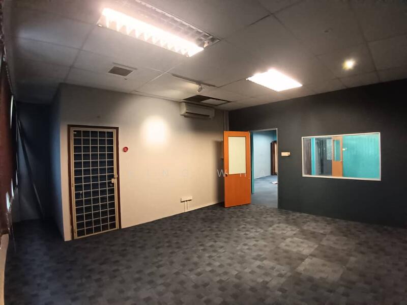Office for Rent in Hulu Kelang (Kuala Lumpur) - King Wha - Interior - PropertyGuru.com.my