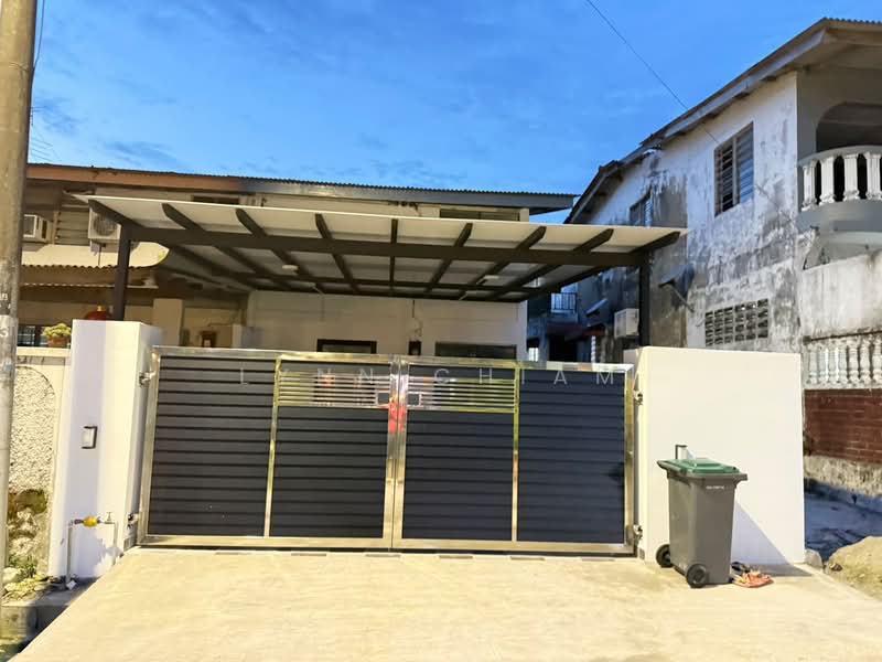 2-storey Terraced House for Sale in Taman Plentong Baru (Masai) - Lynn Chiam - Exterior - PropertyGuru.com.my