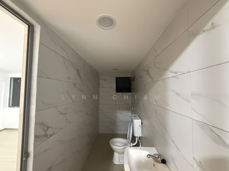 2-storey Terraced House for Sale in Taman Plentong Baru (Masai) - Lynn Chiam - Bathroom - PropertyGuru.com.my