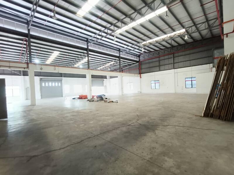 Factory for Rent in Taman Perniagaan Setia (Johor Bahru) - Phoebe Foo - Interior - PropertyGuru.com.my