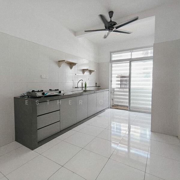 2-storey Terraced House for Sale in Setia Eco Village (Gelang Patah) - Esther Chang - Kitchen - PropertyGuru.com.my
