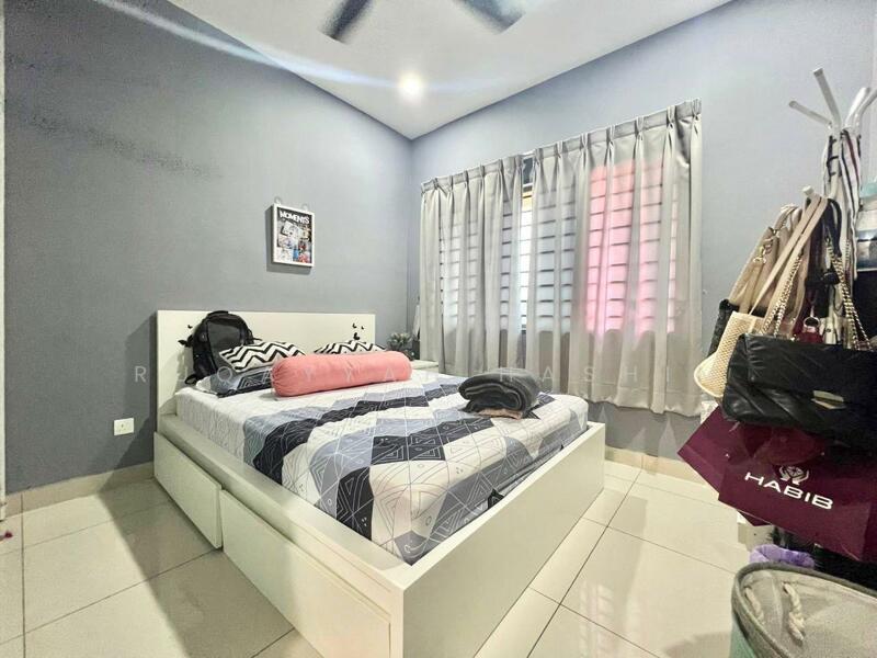 Condominium for Sale at Residensi Zamrud - Ruqayyah Hashim - Bedroom - PropertyGuru.com.my