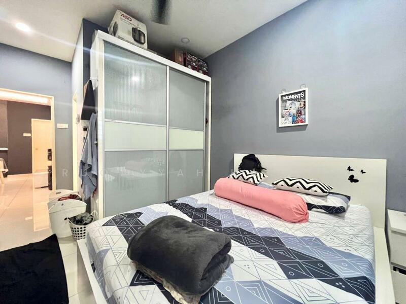Condominium for Sale at Residensi Zamrud - Ruqayyah Hashim - Bedroom - PropertyGuru.com.my