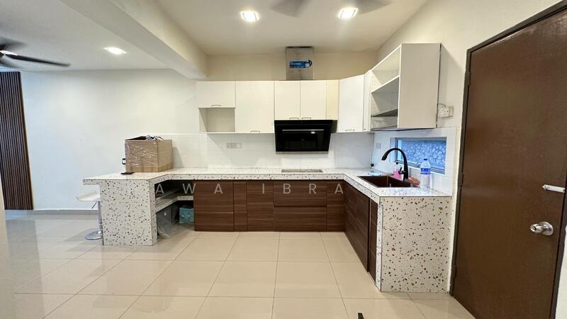 2-storey Terraced House for Sale in Taman Pelangi Semenyih (Semenyih) - Hawa Ibrahim - Kitchen - PropertyGuru.com.my