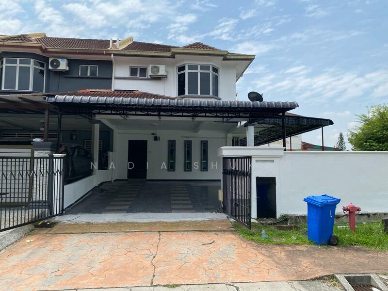 2-storey Terraced House for Sale in Seksyen 7 (Shah Alam) - Nadia Shukri - Exterior - PropertyGuru.com.my