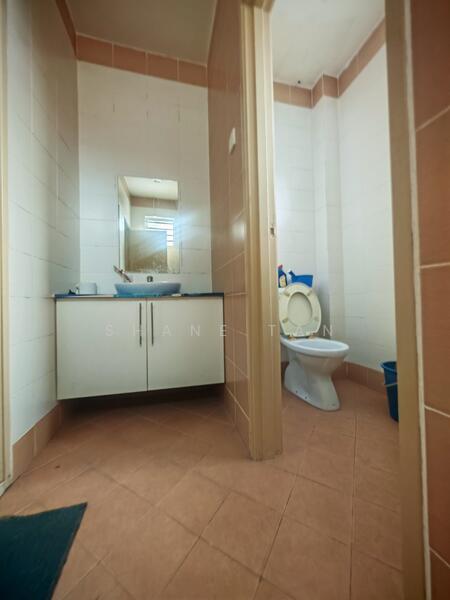2-storey Terraced House for Sale in S2 Heights (Seremban 2) - Shane Tan - Bathroom - PropertyGuru.com.my