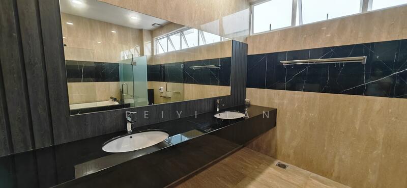 Bungalow for Sale in Iskandar Puteri (Nusajaya) (Johor) - PeiYi Tan - Bathroom - PropertyGuru.com.my