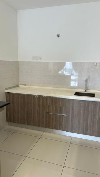 Condominium for Rent at Paraiso Residence @ The Earth - Zane Wong - Kitchen - PropertyGuru.com.my