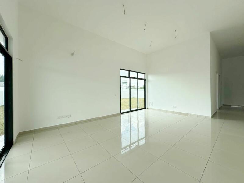 Semi-Detached House for Sale in Johor Bahru (Johor) - Ace Tan - Living Room - PropertyGuru.com.my