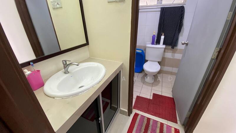 Condominium for Sale at Madu Mas - Azman Ahmad - Bathroom - PropertyGuru.com.my