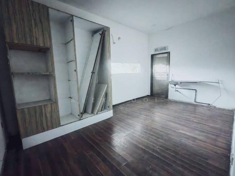 Commercial Bungalow for Rent in Johor Bahru (Johor) - Alex Looi - Interior - PropertyGuru.com.my