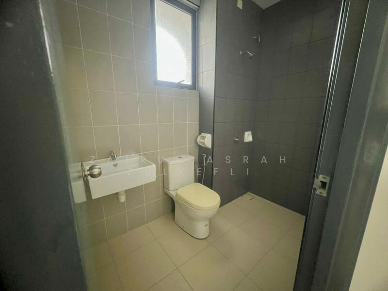 Seremban FREEHOLD NICE Double Storey House Murni Bandar Ainsdale Seremban untuk Untuk Dijual - RM 390,000, Apr 2026 - Bathroom - PropertyGuru.com.my