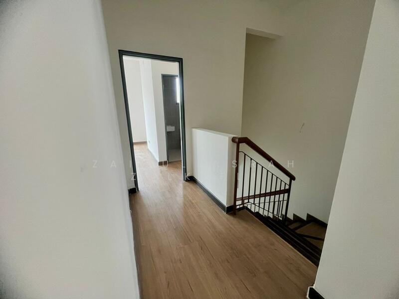 Seremban FREEHOLD NICE Double Storey House Murni Bandar Ainsdale Seremban untuk Untuk Dijual - RM 390,000, Apr 2026 - Interior - PropertyGuru.com.my