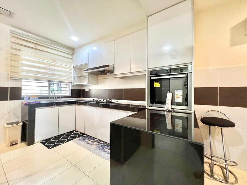 2-storey Terraced House for Sale in Jenjarom (Selangor) - Asyraf Ismail - Kitchen - PropertyGuru.com.my