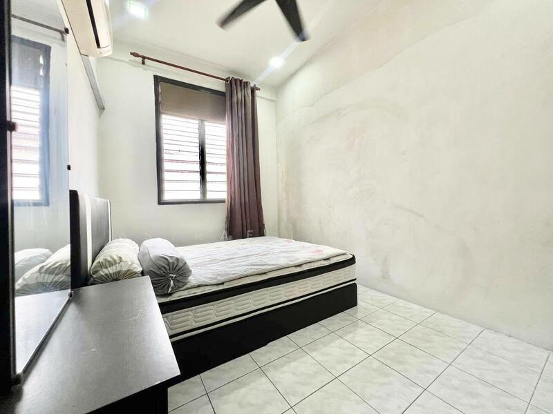 2-storey Terraced House for Sale in Jenjarom (Selangor) - Asyraf Ismail - Bedroom - PropertyGuru.com.my