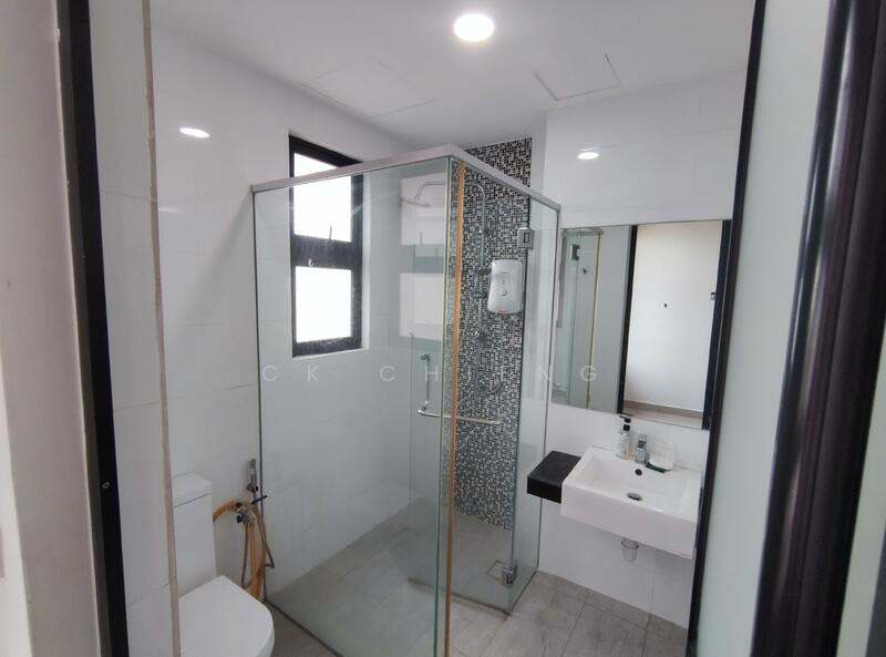 Service Residence for Sale at D'Aman Residences @ Puchong - CK Chieng - Bathroom - PropertyGuru.com.my