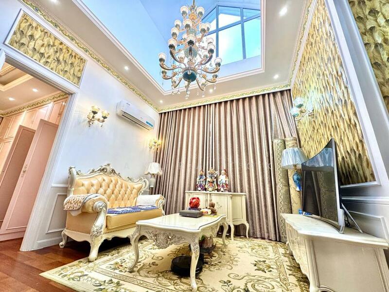Cluster House for Sale in Taman Ekoflora (Johor Bahru) - Sakura Tok - Living Room - PropertyGuru.com.my