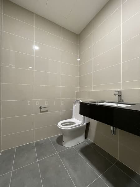 Condominium for Rent at The Maple Residences - Eddie Wong - Bathroom - PropertyGuru.com.my
