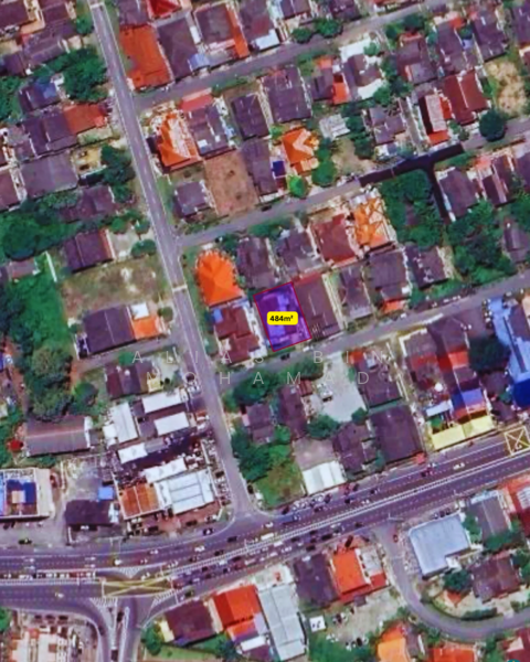 Untuk Dijual - Lot Banglo 484m² + Rumah Kayu di Gong Kapas, K.TRG