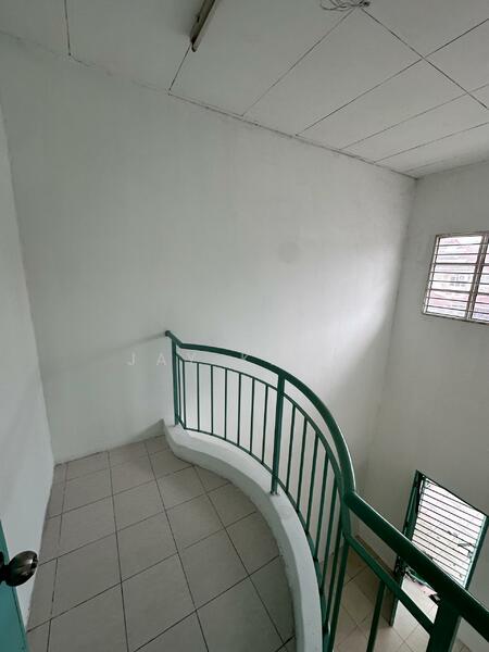 2-storey Terraced House for Rent in Taman Damai Utama (Bandar Kinrara) - Jay Khoo - Corridor - PropertyGuru.com.my