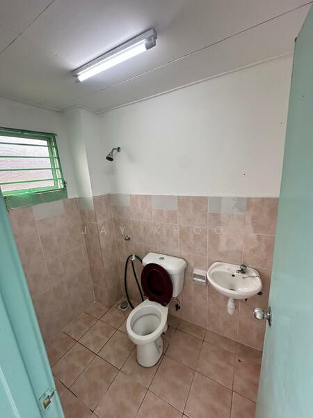 2-storey Terraced House for Rent in Taman Damai Utama (Bandar Kinrara) - Jay Khoo - Bathroom - PropertyGuru.com.my