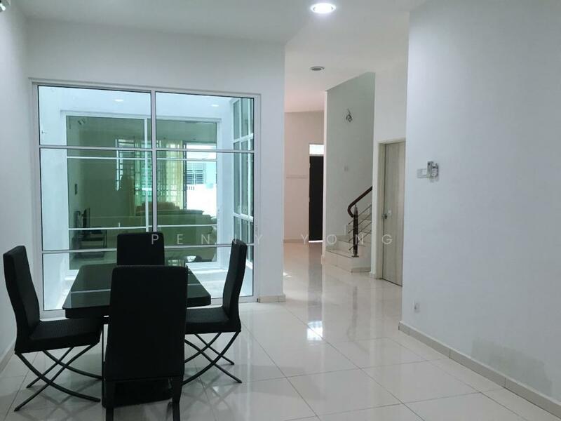 Taman Simponi @ Pulau Langkawi untuk Untuk Disewa - RM 3,500 /bulan, Mac 2026 - Dining Room - PropertyGuru.com.my