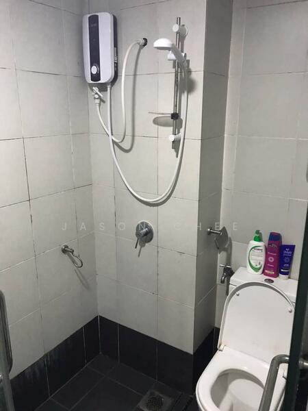 Centrestage Designer Suite untuk Untuk Disewa - RM 1,300 /bulan, Feb 2026 - Bathroom - PropertyGuru.com.my