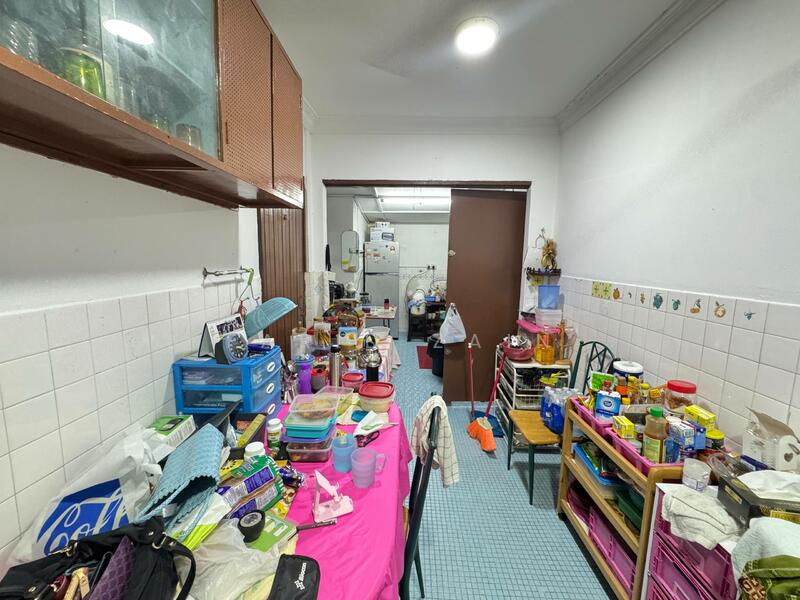 1-storey Terraced House for Sale in Kelana Jaya (Petaling Jaya) - Farid Zain - Kitchen - PropertyGuru.com.my