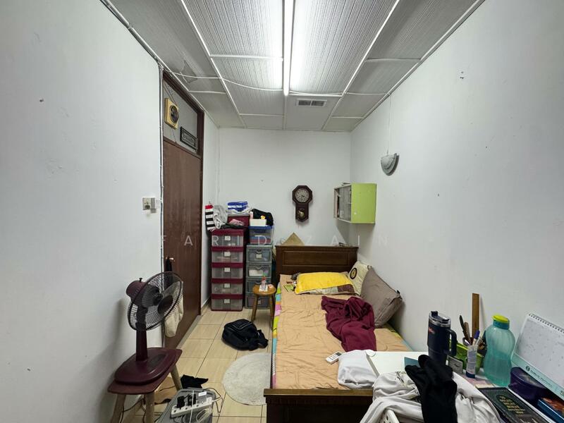 1-storey Terraced House for Sale in Kelana Jaya (Petaling Jaya) - Farid Zain - Bedroom - PropertyGuru.com.my