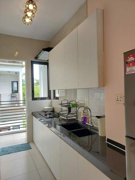 3-storey Terraced House for Rent in 16 Sierra (Puchong) - Chris Chia - Kitchen - PropertyGuru.com.my