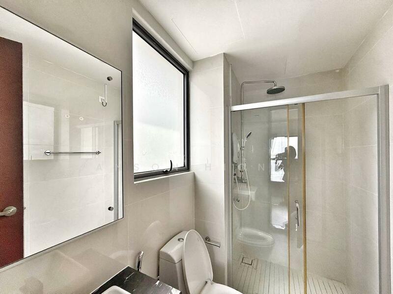 Condominium for Rent at Bay Laurel @ Country Garden Danga Bay - Anson Hiong - Bathroom - PropertyGuru.com.my