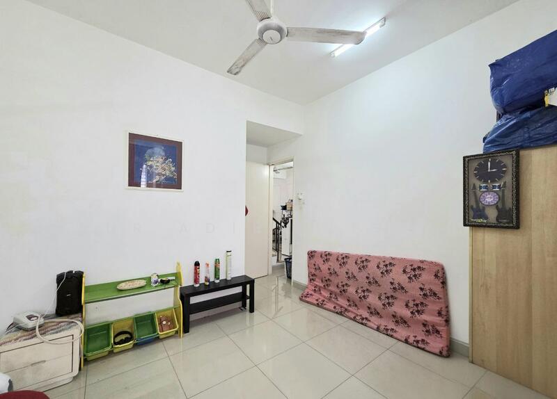 Garinia Elmina Gardens untuk Untuk Dijual - RM 850,000, Feb 2026 - Living Room - PropertyGuru.com.my