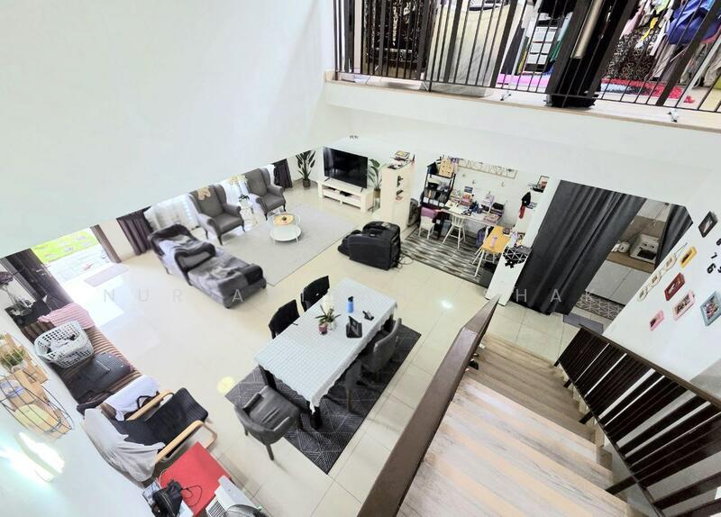 Garinia Elmina Gardens untuk Untuk Dijual - RM 850,000, Feb 2026 - Living Room - PropertyGuru.com.my
