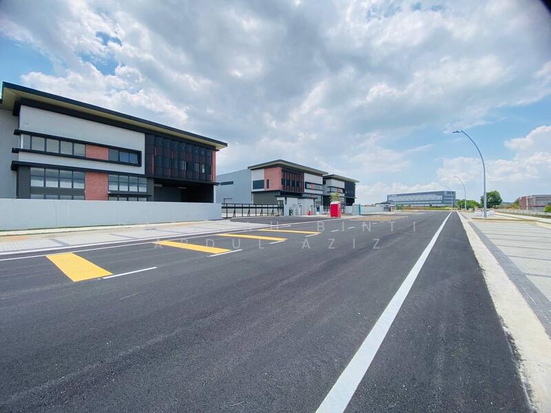 Factory for Rent in Sungai Buloh (Selangor) - Rafedah Binti Abdul Aziz - Exterior - PropertyGuru.com.my