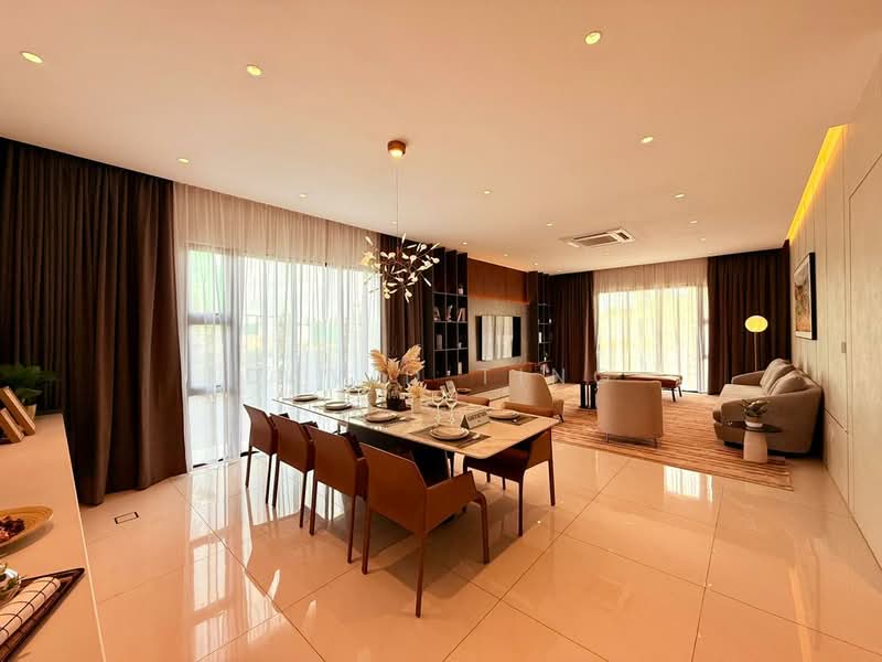 Semi-Detached House for Sale in Leisure Farm (Gelang Patah) - David Ting - Living Room - PropertyGuru.com.my