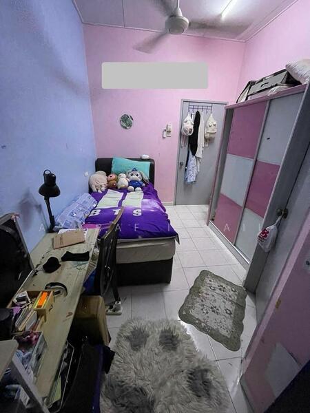 2-storey Terraced House for Sale in Sungai Buloh (Selangor) - Asyraf Ismail - Bedroom - PropertyGuru.com.my