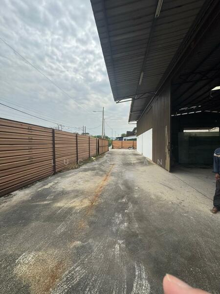Factory for Rent in Sungai Buloh (Selangor) - Lucas Tan - Exterior - PropertyGuru.com.my