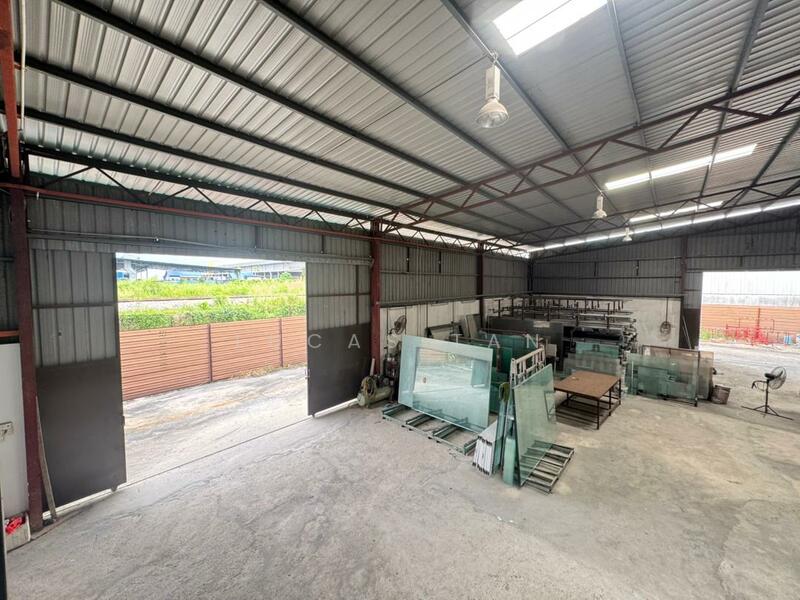 Factory for Rent in Sungai Buloh (Selangor) - Lucas Tan - Interior - PropertyGuru.com.my