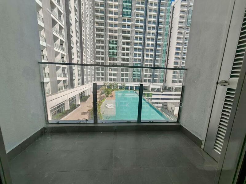 Service Residence for Rent at Dorsett Waterfront Subang - Lee Peik Ying - Balcony - PropertyGuru.com.my